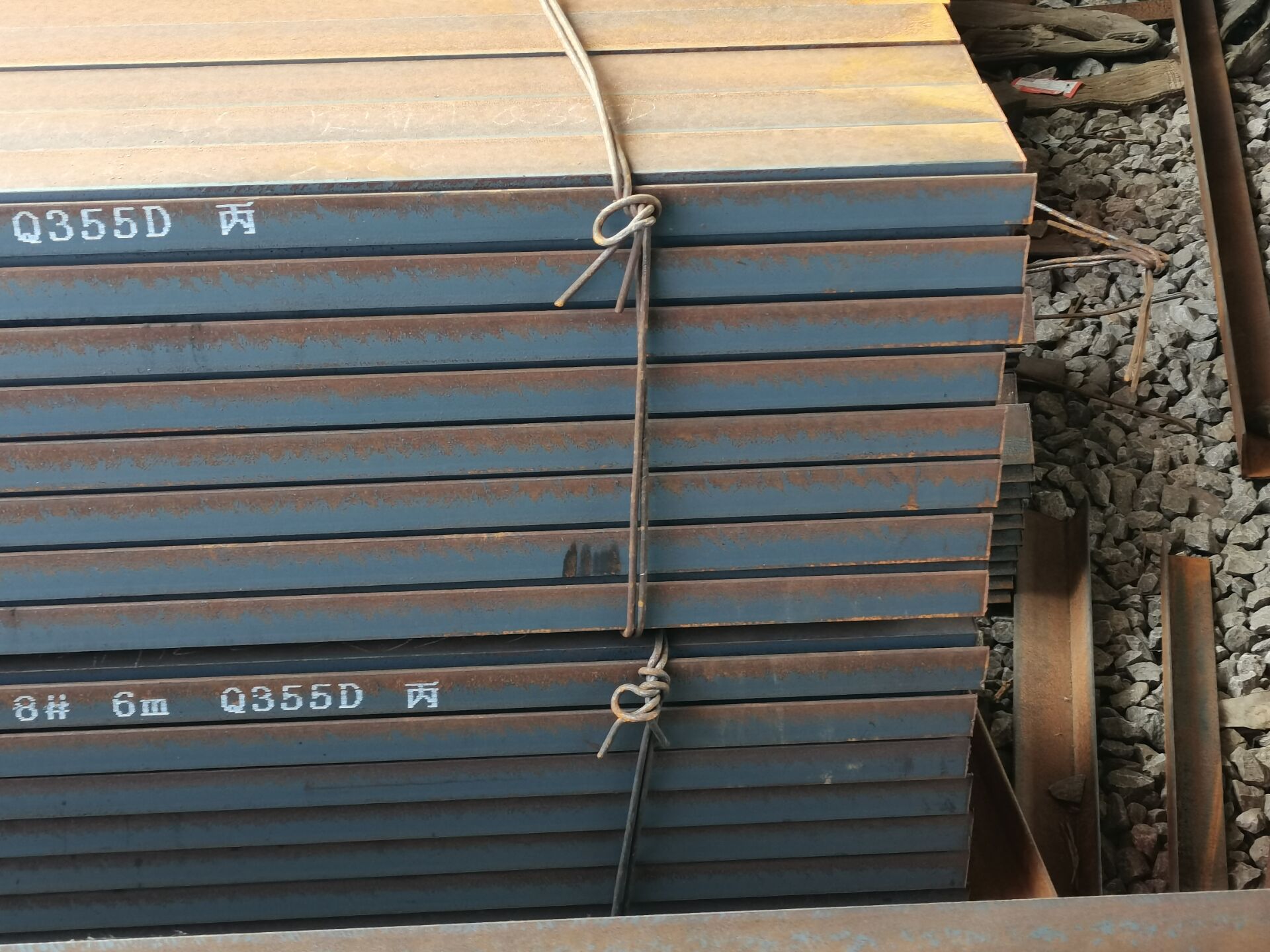 Q<a href='http://13-yi.com/' target='_blank' style='color:#0000FF; text-decoration:underline;'>355D���</a>